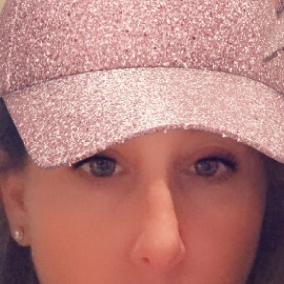 Meet your Posher, Marci - Picture 1 of 1